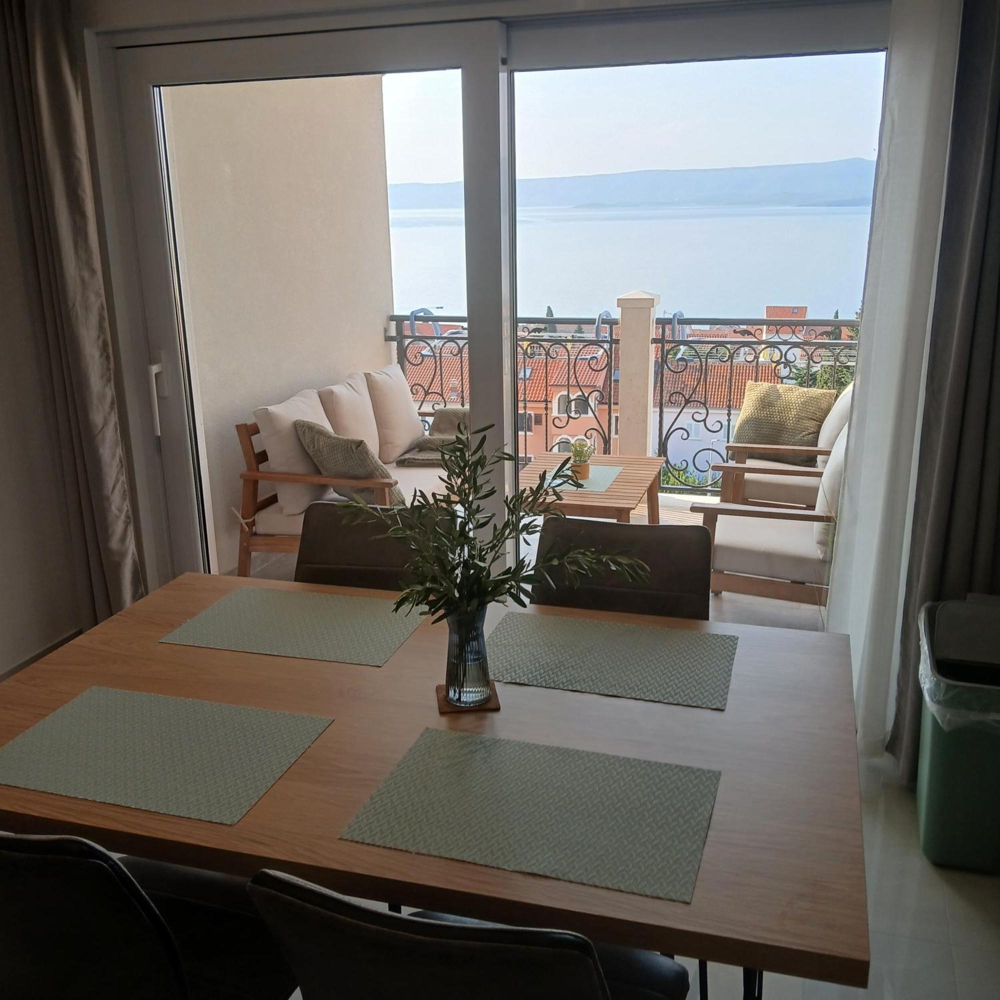 Apartament The Father's House *